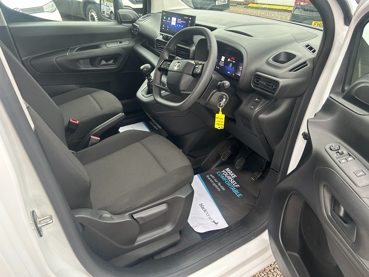 Used Vauxhall Combo 2024 for sale - 76748492: Photo 5