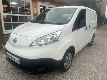 Nissan e-NV200 feature image