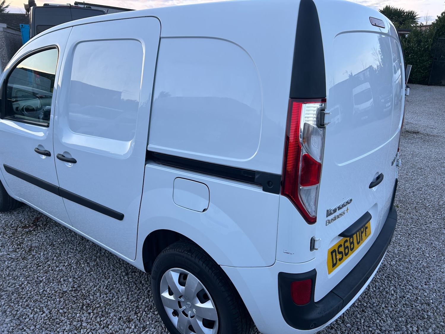 Used Renault Kangoo 2018 for sale - 76951449: Photo 17