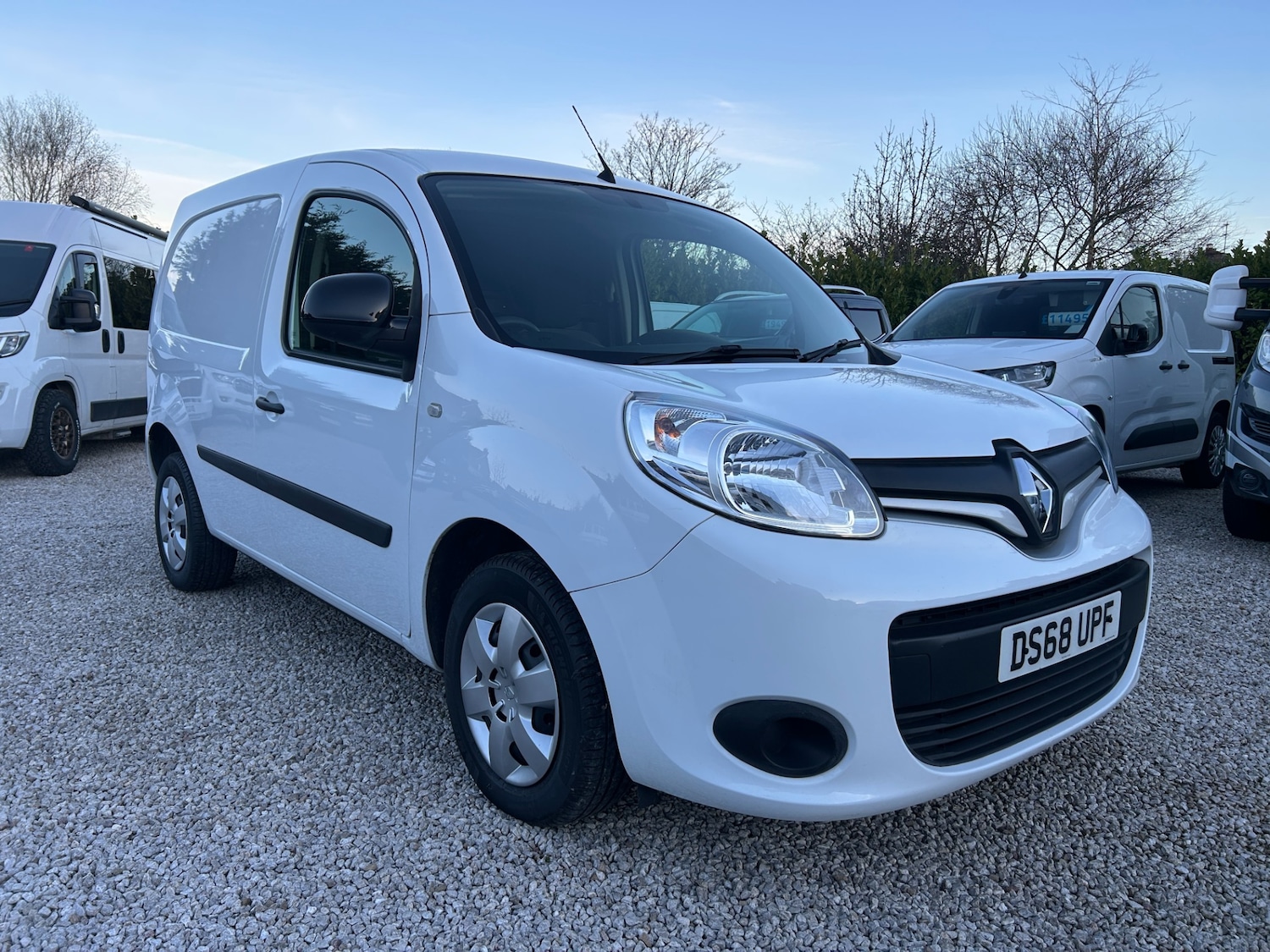 Used Renault Kangoo 2018 for sale - 76951449: Photo 2