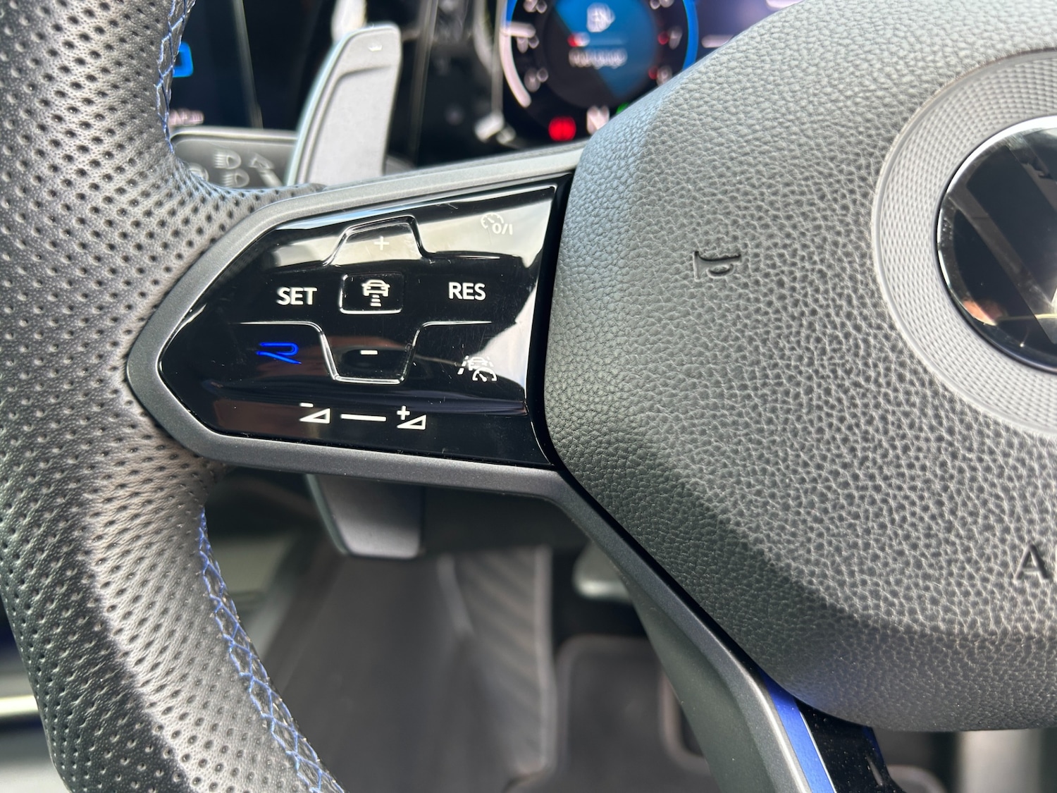 Used Volkswagen Golf 2021 for sale - 75963100: Photo 30