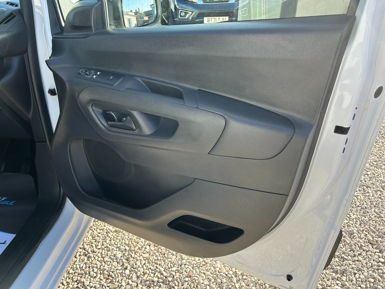 Used Vauxhall Combo 2023 for sale - 77890119: Photo 6