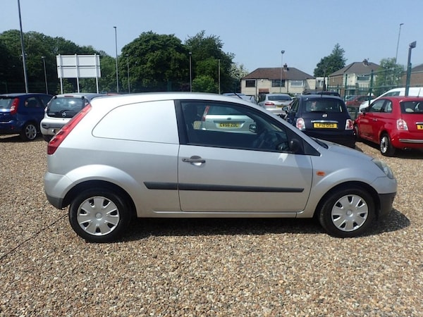 Used Ford Fiesta 2008 for sale - 74257486: Photo 17