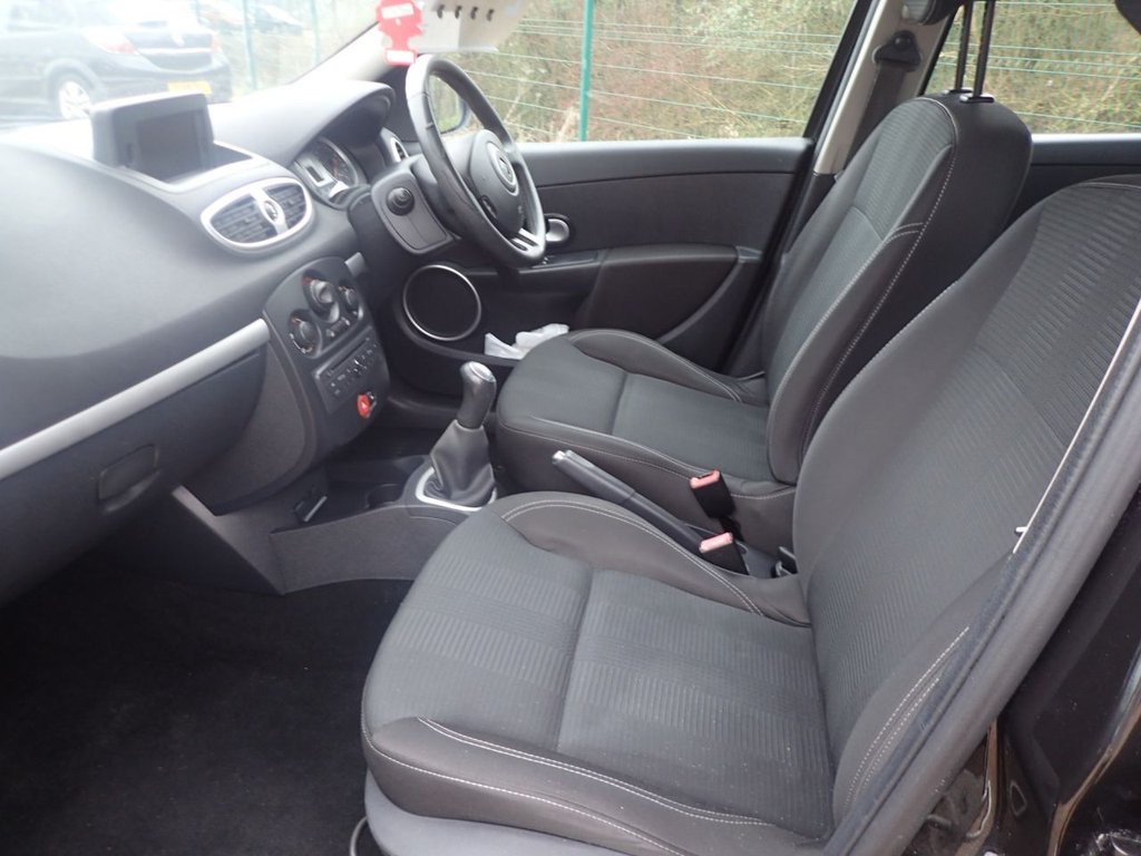 Used Renault Clio 2010 for sale - 77780106: Photo 12