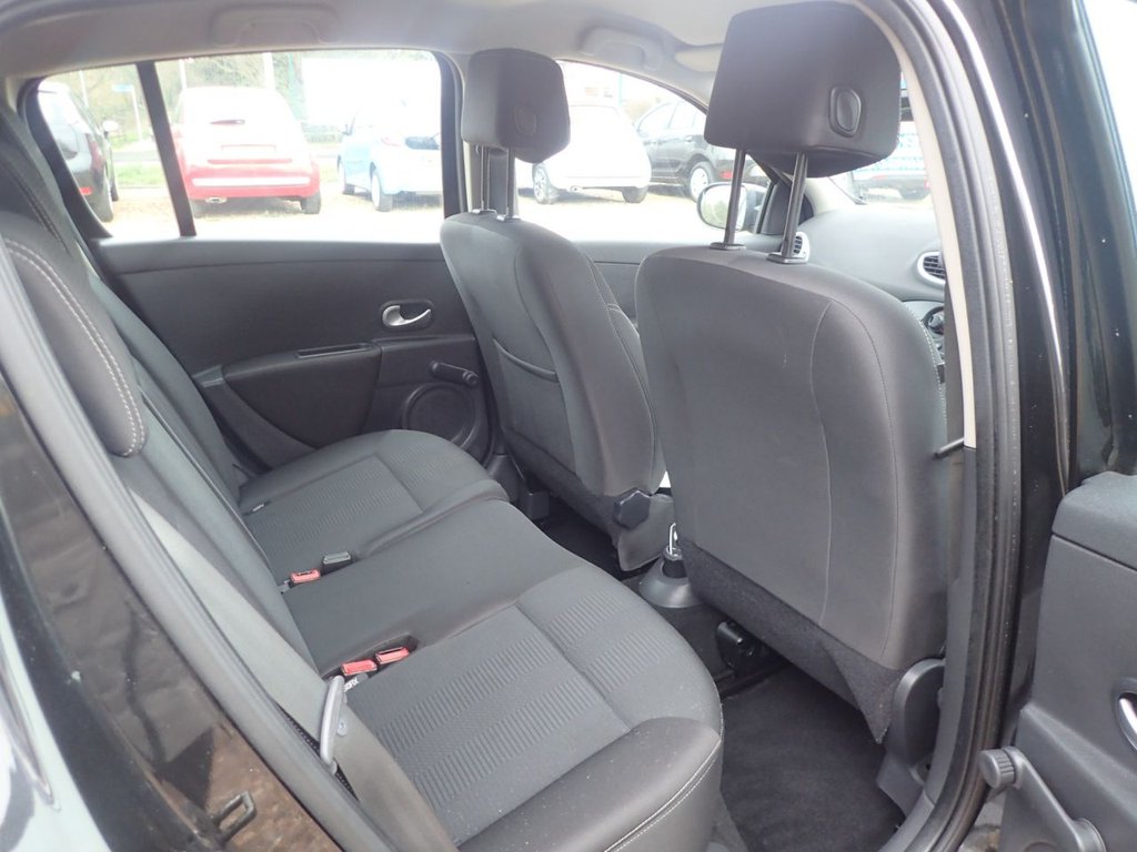 Used Renault Clio 2010 for sale - 77780106: Photo 14