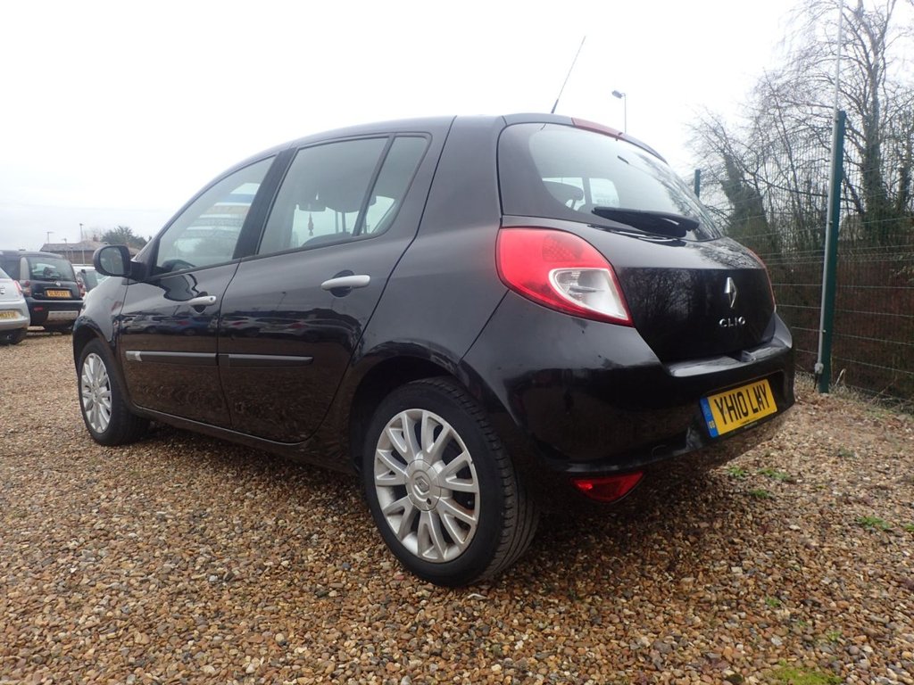 Used Renault Clio 2010 for sale - 77780106: Photo 21