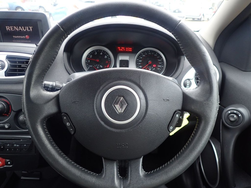 Used Renault Clio 2010 for sale - 77780106: Photo 9