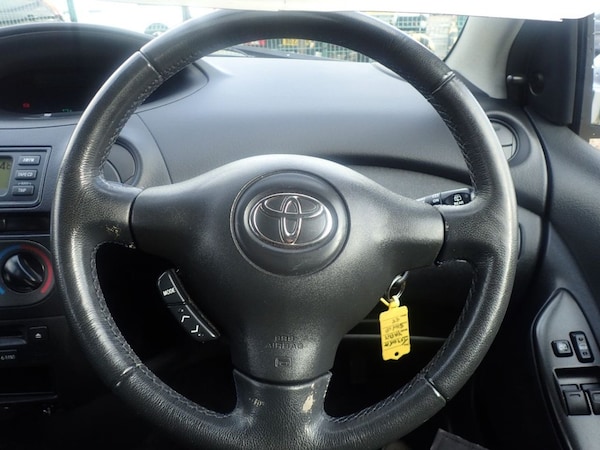 Used Toyota Yaris 2005 for sale - 76322990: Photo 12