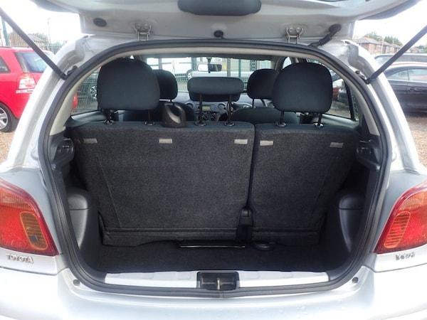Used Toyota Yaris 2005 for sale - 76322990: Photo 21