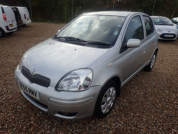 Used Toyota Yaris 2005 for sale - 76322990: Photo 2
