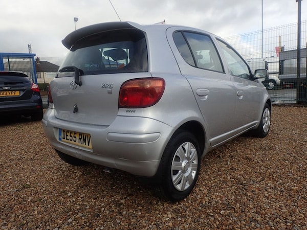 Used Toyota Yaris 2005 for sale - 76322990: Photo 8