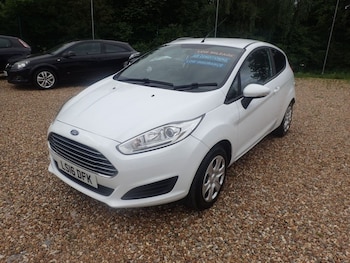 Used Ford Fiesta 2016 for sale - 79551312: Photo