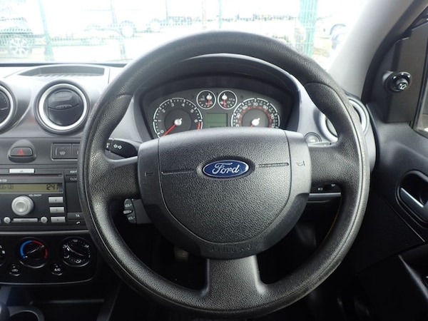 Used Ford Fiesta 2006 for sale - 76291299: Photo 7