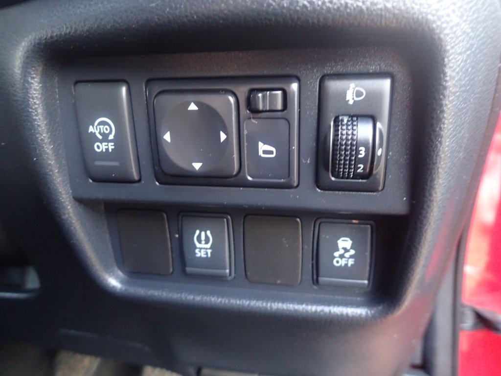 Used Nissan Juke 2014 for sale - 76367801: Photo 11