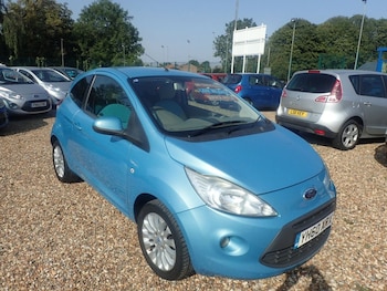 2010 (60) - 1.2 Zetec Hatchback 3dr Petrol Manual Euro 4 (69 ps)