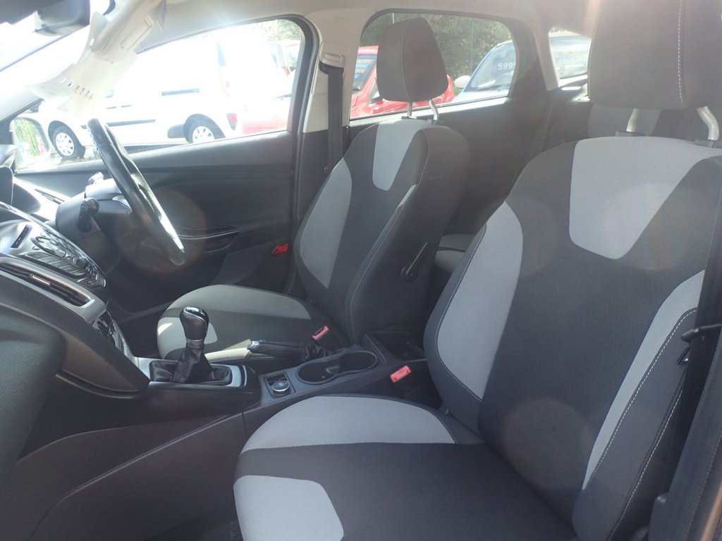 Used Ford Focus 2013 for sale - 77463702: Photo 12