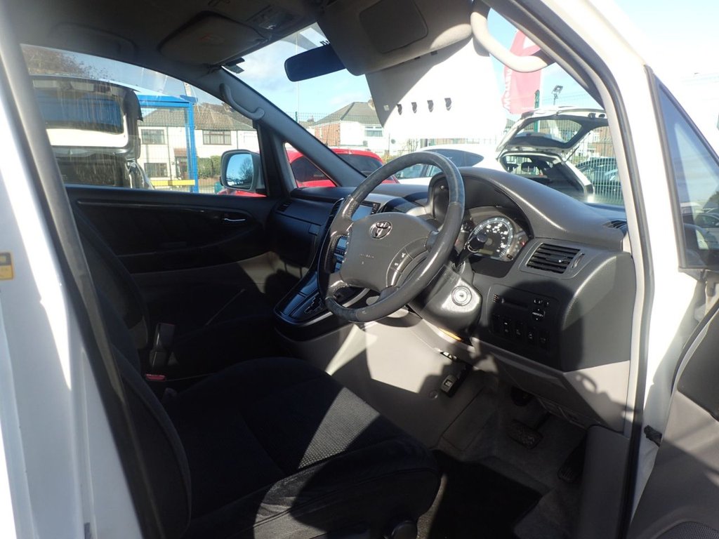 Used Toyota Alphard 2016 for sale - 76686064: Photo 12