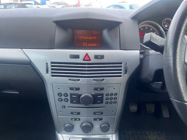 Used Vauxhall Astra 2009 for sale - 77027079: Photo 10