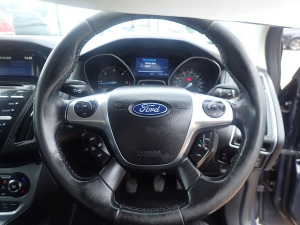 Used Ford Focus 2012 for sale - 76147328: Photo 7