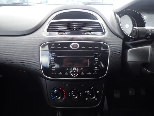 Used Fiat Punto 2014 for sale - 75122734: Photo 9