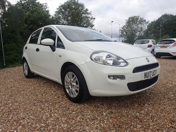 Used Fiat Punto 2017 for sale - 78544632: Photo