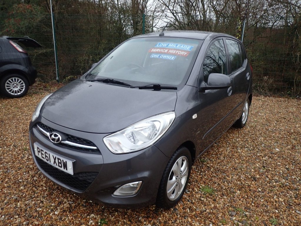 Used Hyundai i10 2011 for sale - 76985971: Photo 3