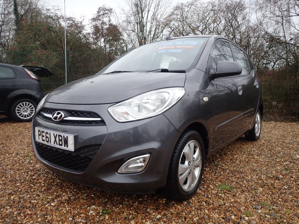Used Hyundai i10 2011 for sale - 76985971: Photo 4