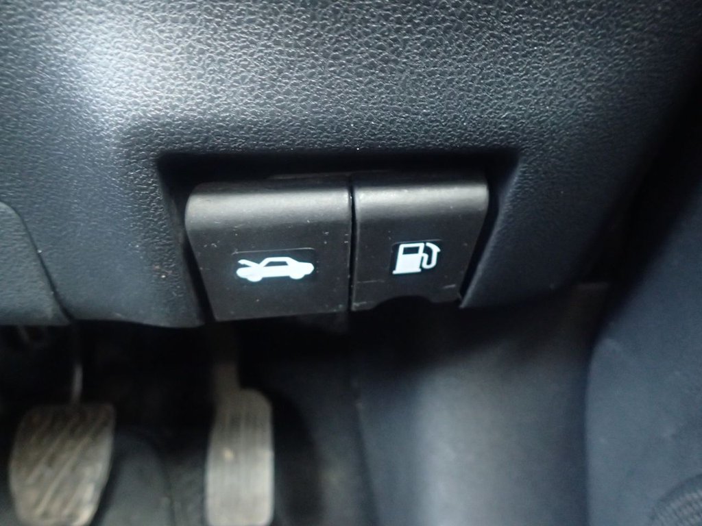 Used Nissan Juke 2014 for sale - 77780887: Photo 12