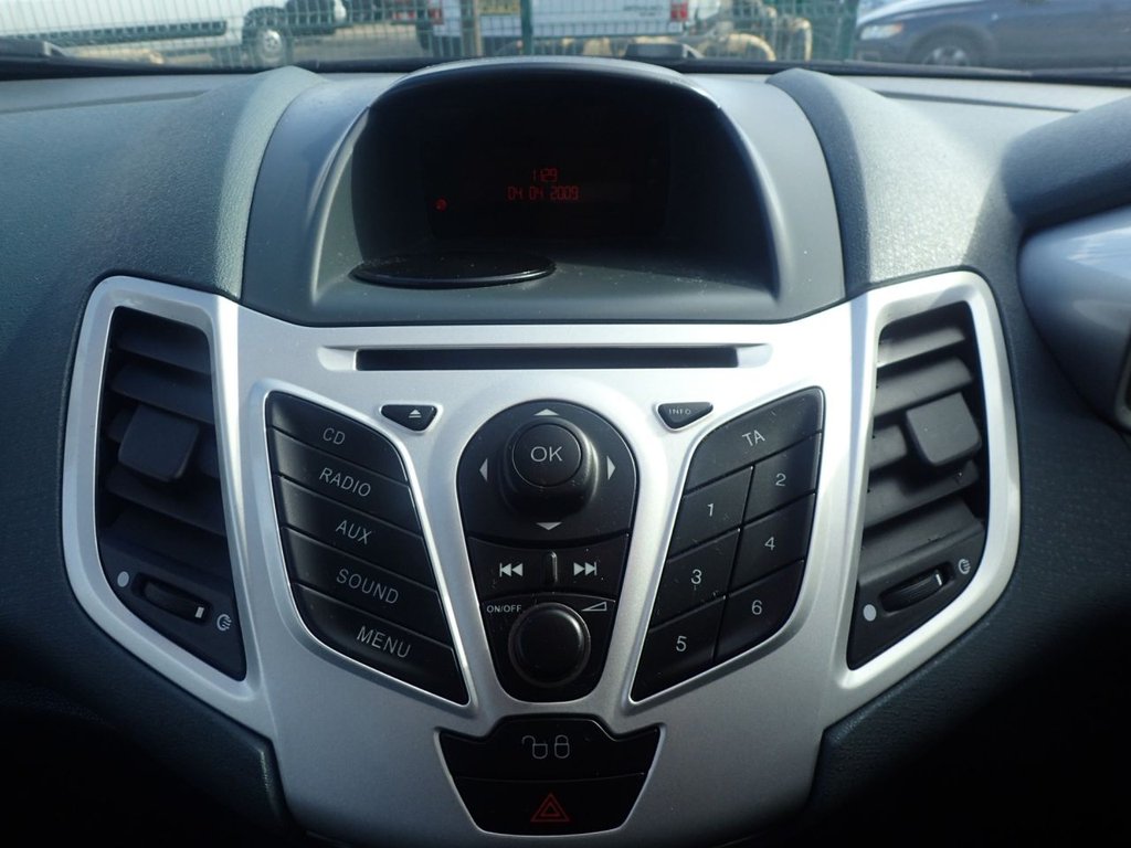 Used Ford Fiesta 2009 for sale - 76080408: Photo 9