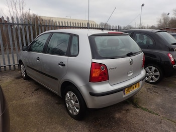 Used Volkswagen Polo 2004 for sale - 77369256: Photo