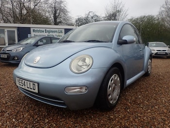 Used Volkswagen Beetle 2004 for sale - 76867523: Photo