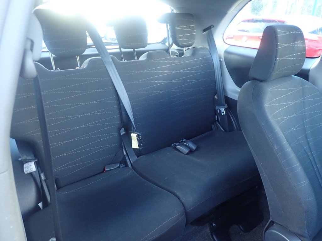 Used Toyota Yaris 2006 for sale - 76685943: Photo 14