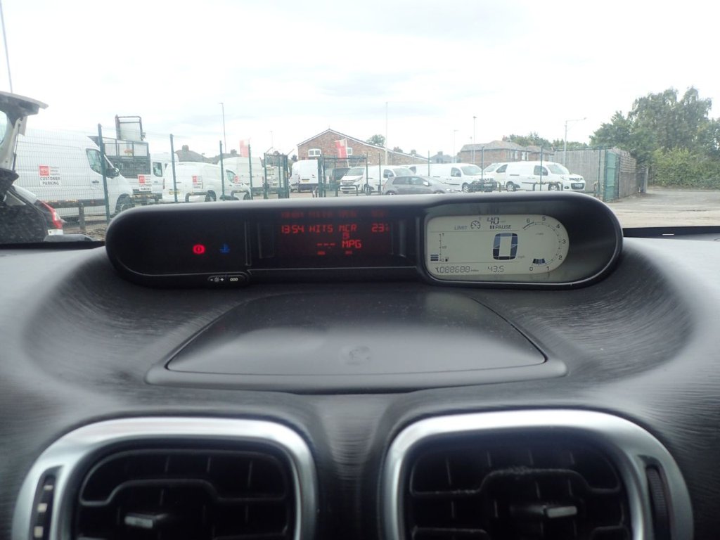 Used Citroen C3 Picasso 2009 for sale - 76323240: Photo 13