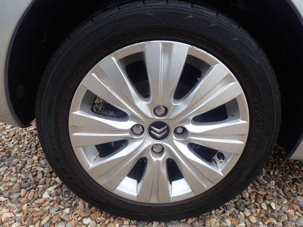 Used Citroen C3 Picasso 2009 for sale - 76323240: Photo 28