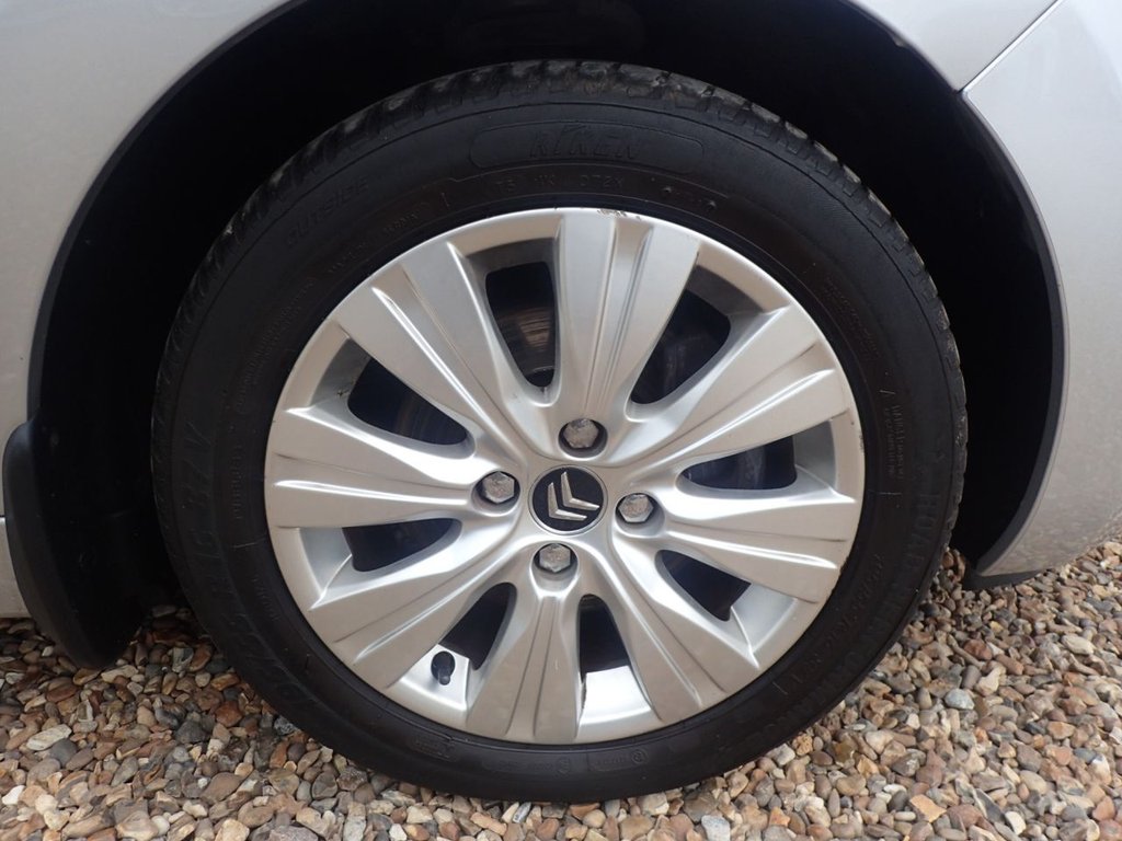 Used Citroen C3 Picasso 2009 for sale - 76323240: Photo 29