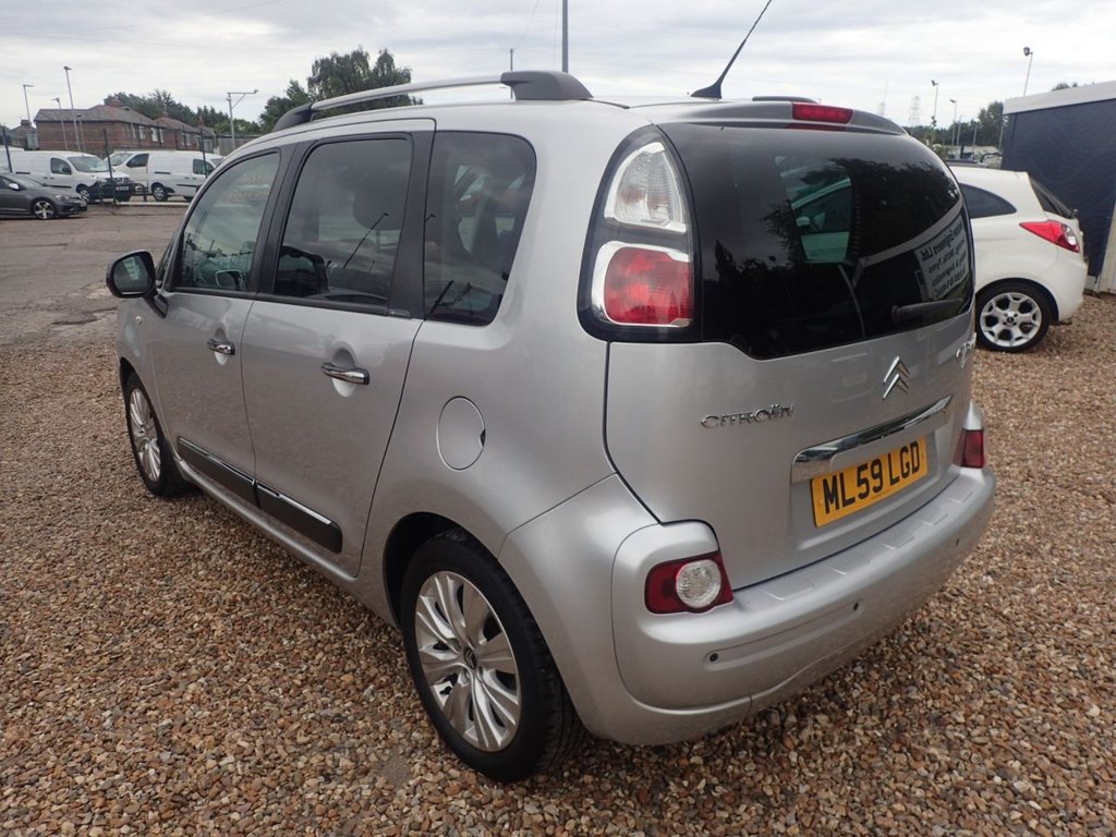 Used Citroen C3 Picasso 2009 for sale - 76323240: Photo 5