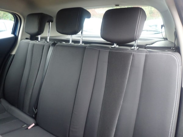 Used Renault Megane 2011 for sale - 76235490: Photo 18