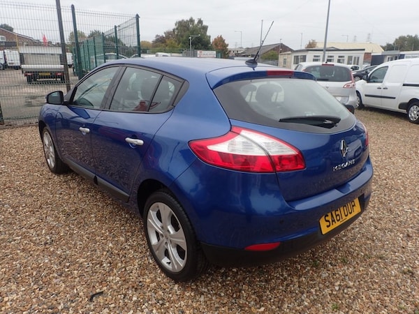 Used Renault Megane 2011 for sale - 76235490: Photo 20