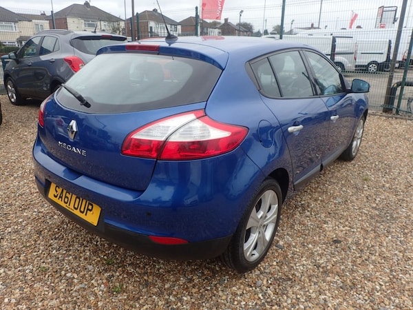 Used Renault Megane 2011 for sale - 76235490: Photo 22