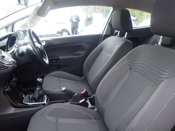 Used Ford Fiesta 2014 for sale - 76323049: Photo 17