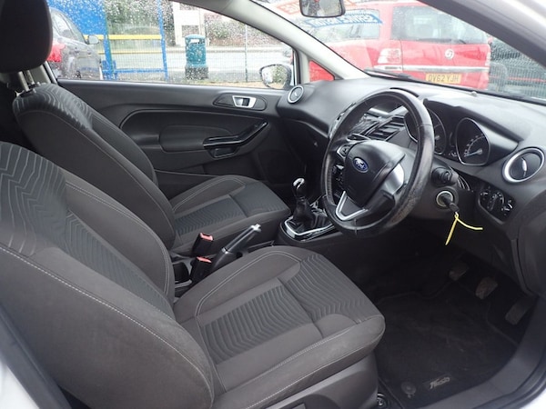 Used Ford Fiesta 2014 for sale - 76323049: Photo 9