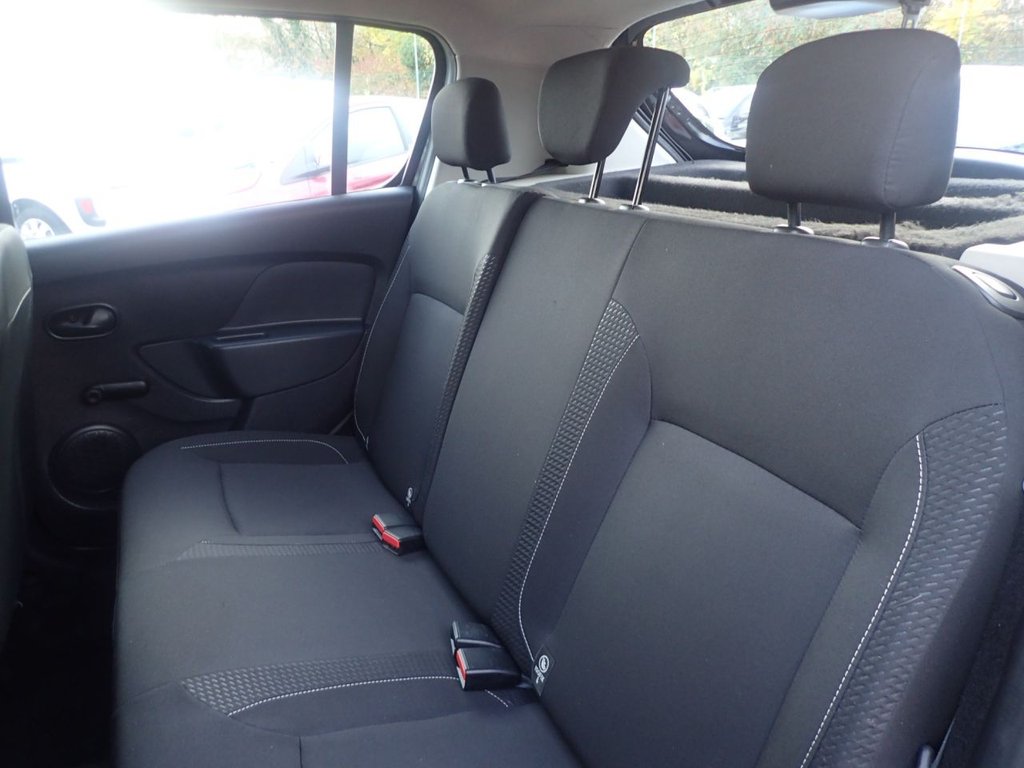 Used Dacia Sandero 2017 for sale - 76454114: Photo 18