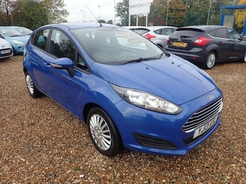 2013 (13) - 1.5 TDCi Style 5dr