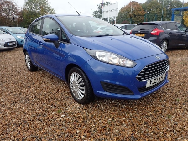 Used Ford Fiesta 2013 for sale - 76323288: Photo 2