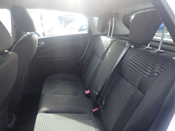 Used Ford Fiesta 2015 for sale - 76105571: Photo 16