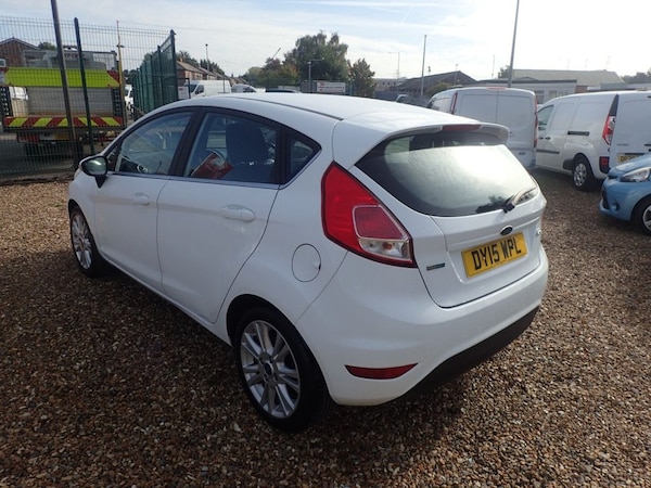 Used Ford Fiesta 2015 for sale - 76105571: Photo 18
