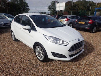 2015 (15) - 1.0T EcoBoost Zetec Hatchback 5dr Petrol Manual Euro 5 (s/s) (100 ps)