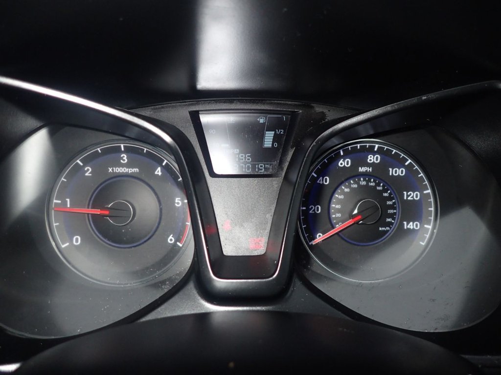 Used Hyundai Ix20 2013 for sale - 77018128: Photo 8