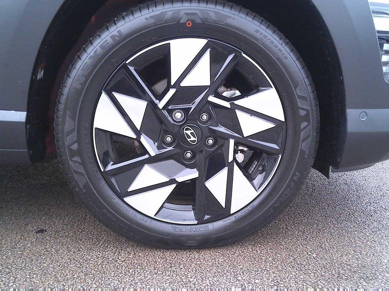 Used Hyundai KONA 2025 for sale - 76511978: Photo 4