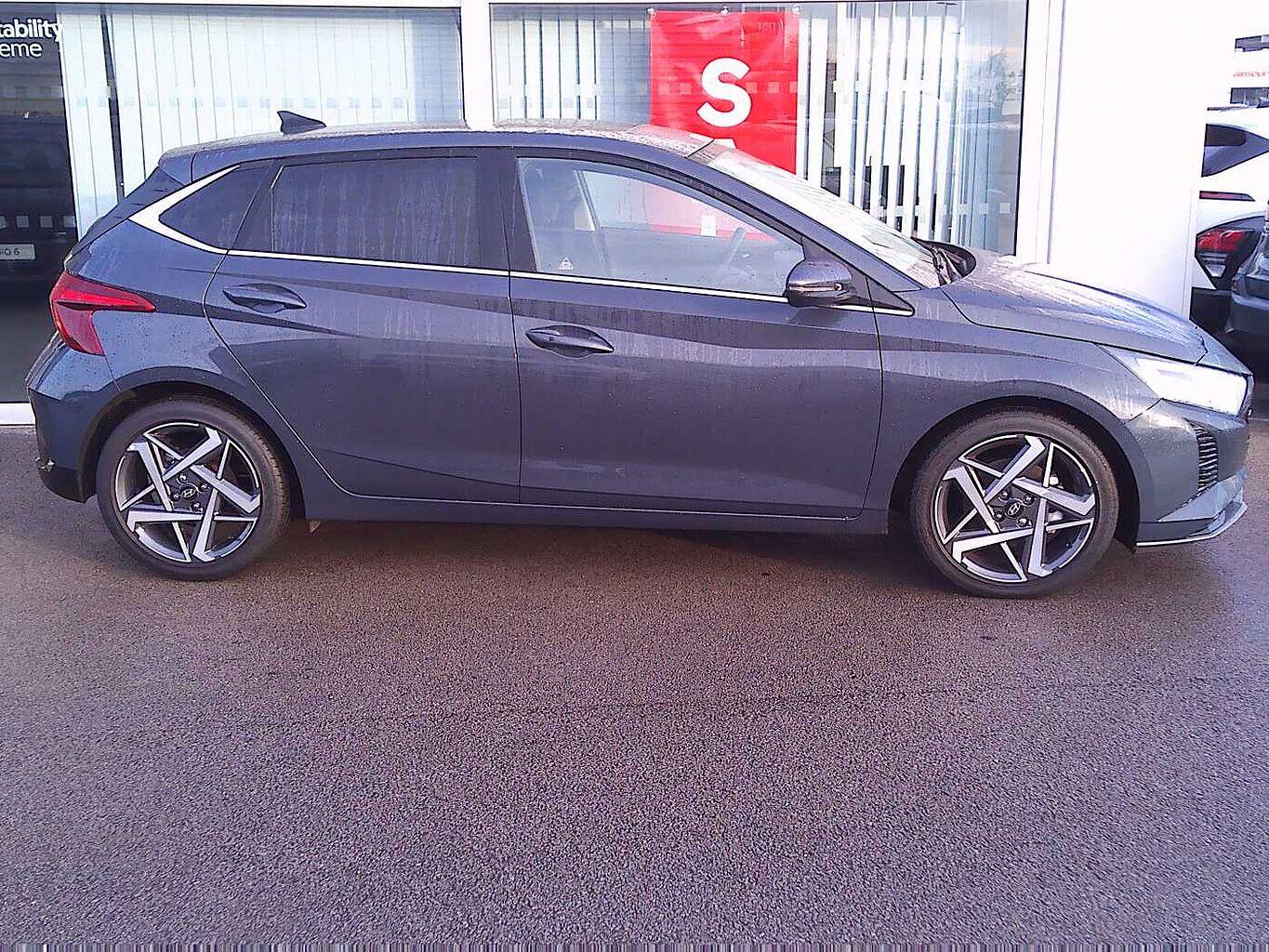Used Hyundai i20 2024 for sale - 76855843: Photo 3